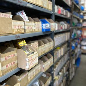 Cajas de repuestos